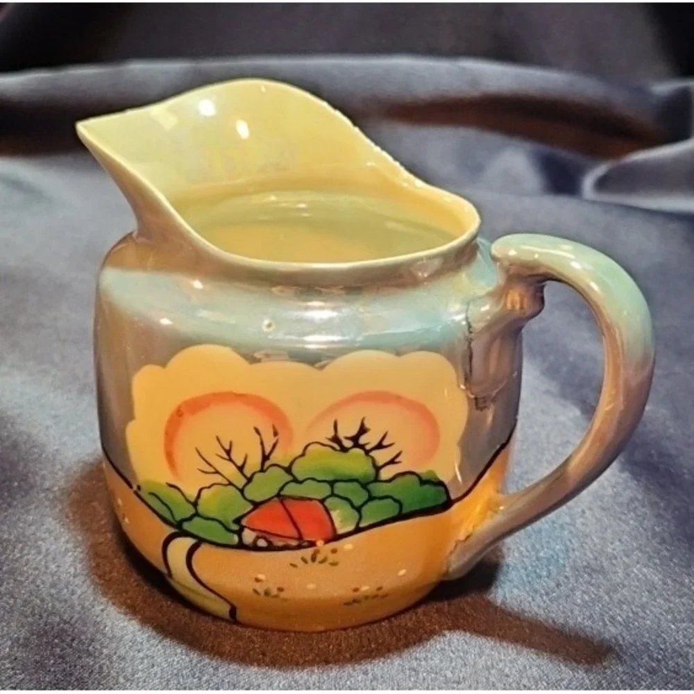 Antique made between 1921-1941 Lusterware‎ Creamer made in Japan